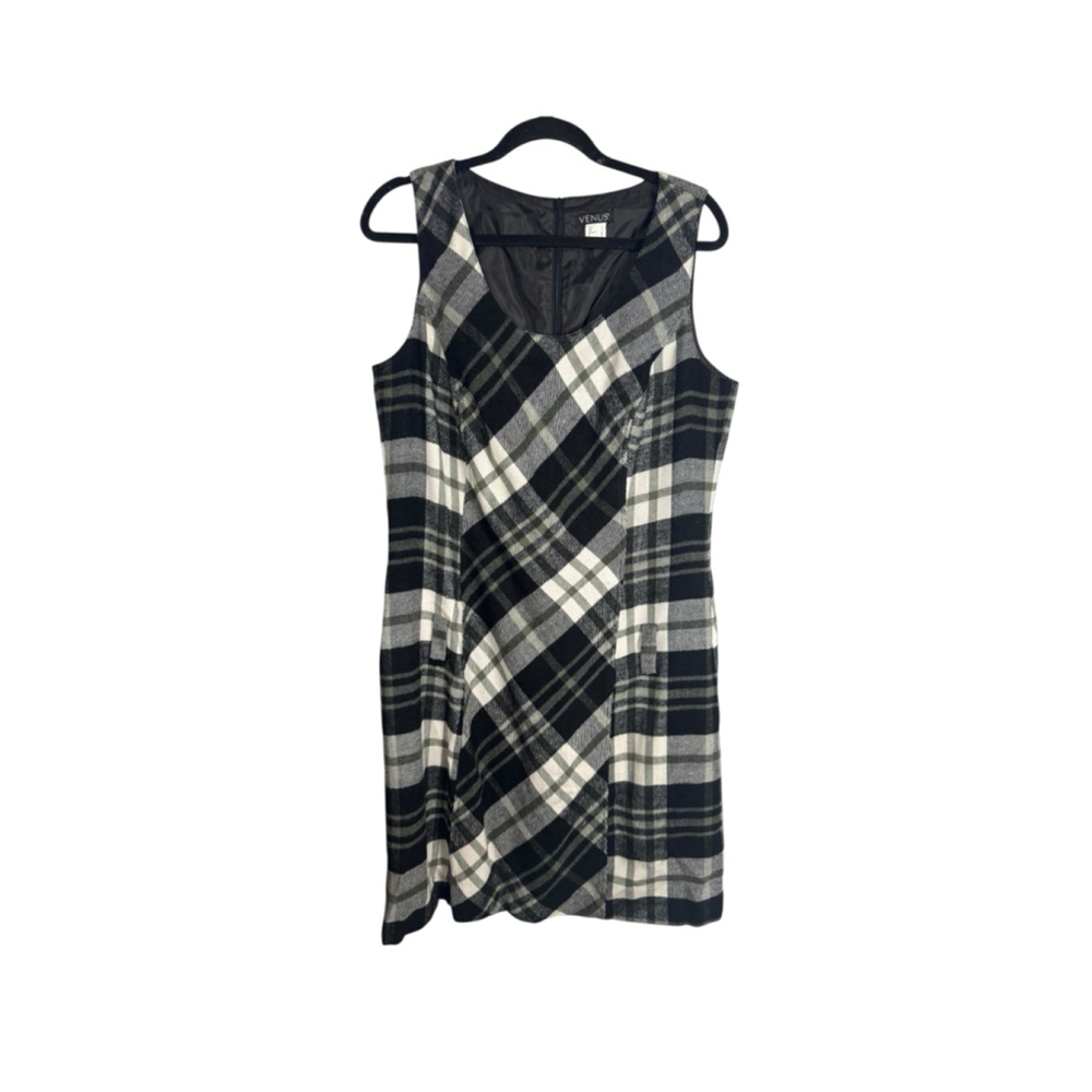 Size 12 Venus Black & White Drop Waist Plaid Sleeveless Mini Dress